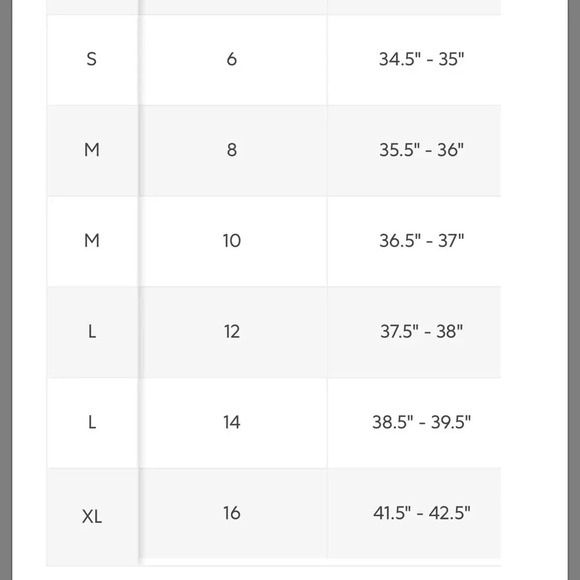 DESIGN 365 Women’s Printed Chiffon Sleeve Sweater - Picture 7 of 7